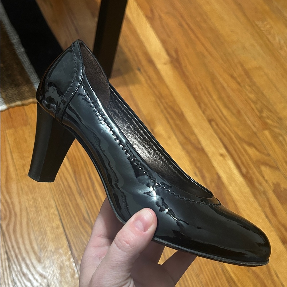 🇮🇹AGL Attilio Giusti Leombruni Black Patent Leather Heels